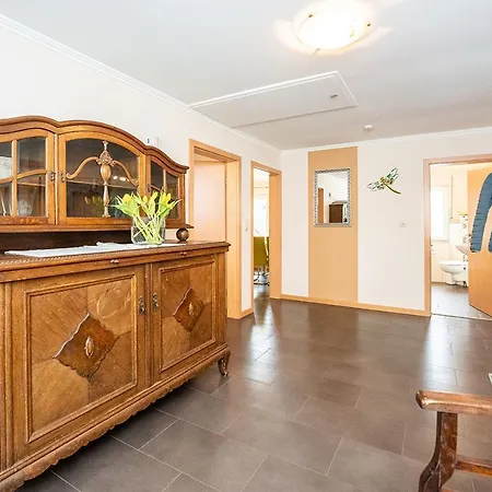 Ferien Weingut Pauly 3* Mesenich