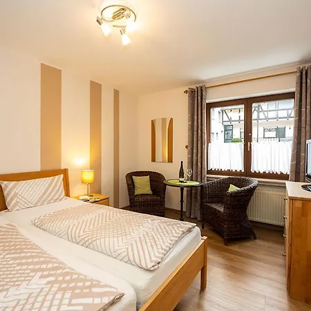 Ferien Weingut Pauly Гостевой дом 3*