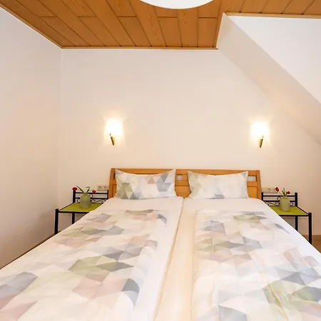 Гостевой дом Ferien Weingut Pauly 3*